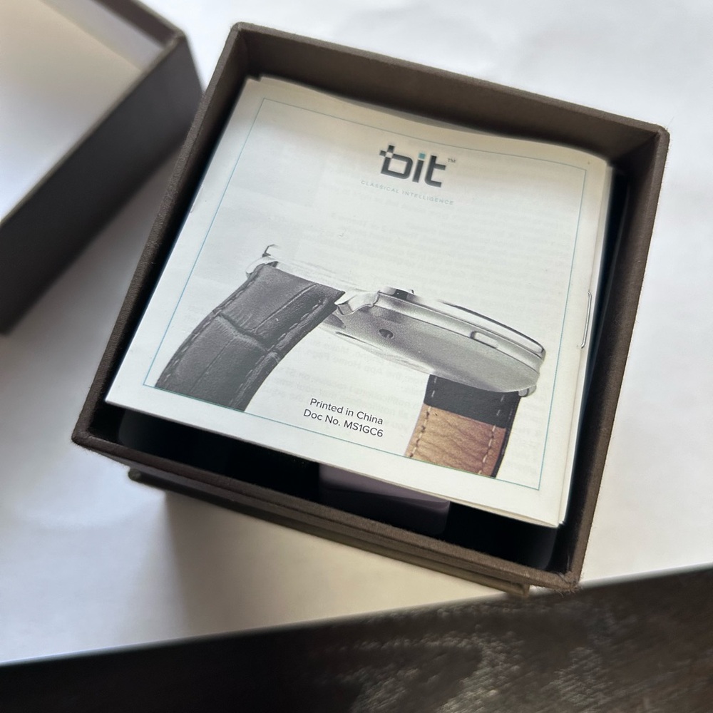 Bit Smartwatch - Picture 5 of 6